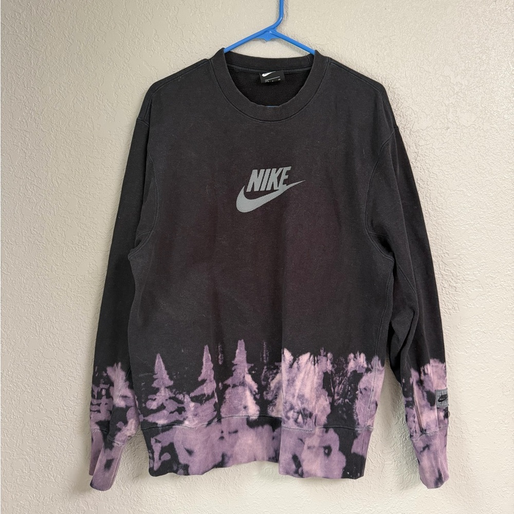 Nike Men's Black and Purple Crewneck Sweater size Small